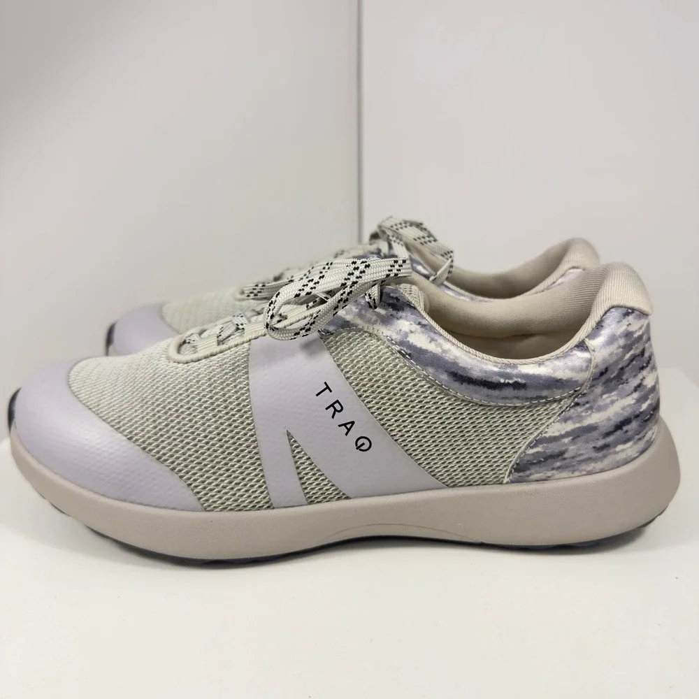 TRAQ by Alegria Q-Chip Women Size 8.5 Grey Camo Walking Shoe TRA-INT-5059 EUR 39